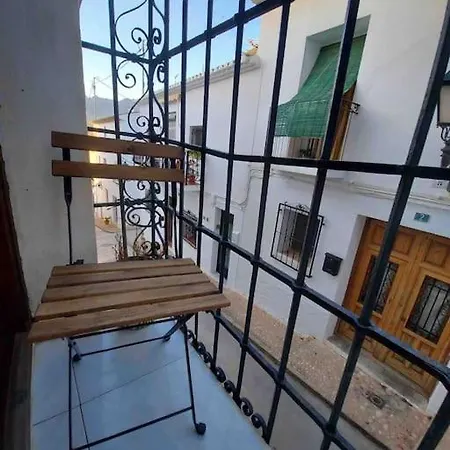 Casa Casco Antiguo Альтеа